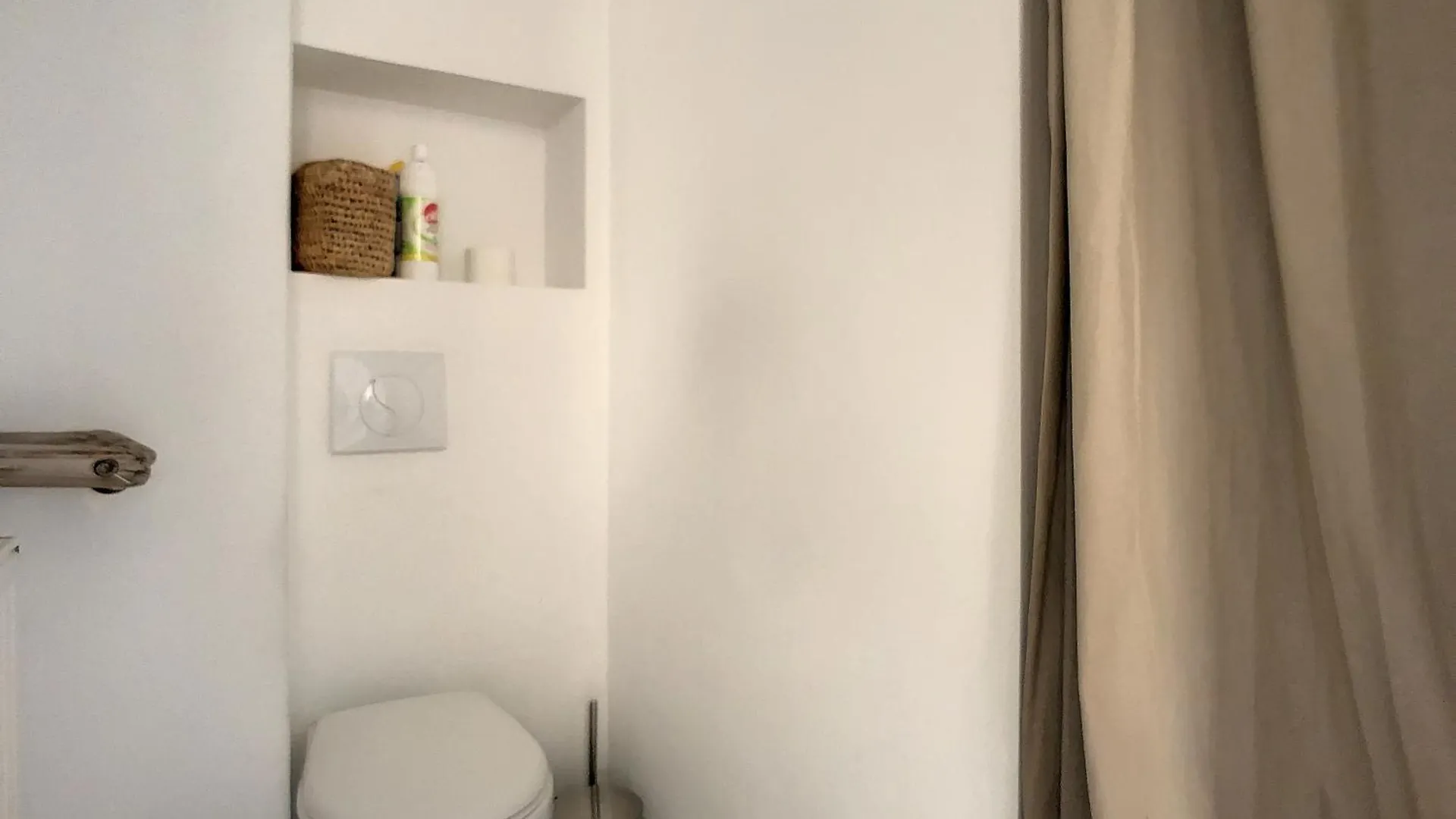 Maison 3 Chambres Piscine Pres Avignon 6 Jours Minimum Du Samedi Au Vendredi لو بونتيه بيت للعطل